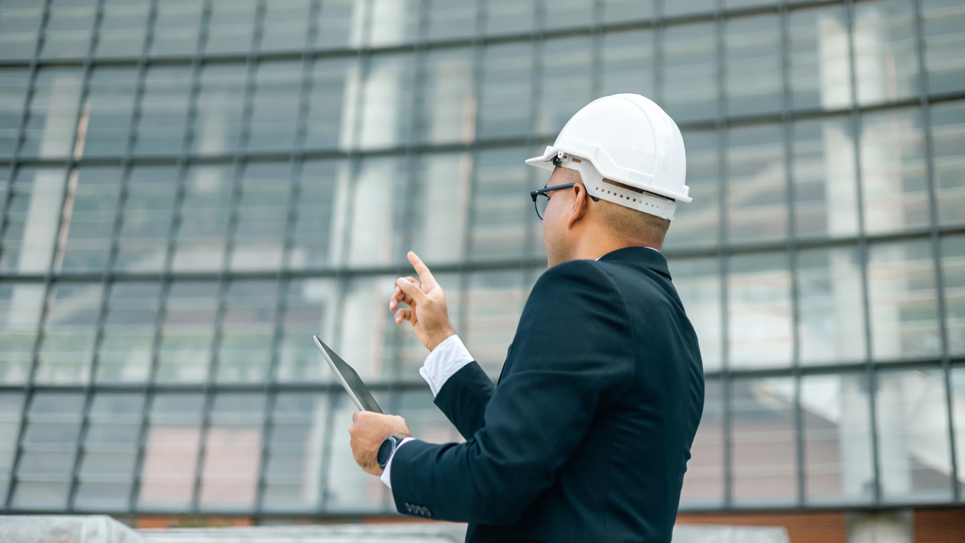 Project manager on job